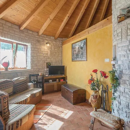 بيت للعطل Cozy In With Kitchen Manjadvorci